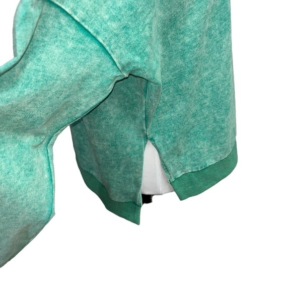 Promesa Women's S Small Crewneck Sweater Intentionally Faded Split Sides Green - Picture 4 of 6